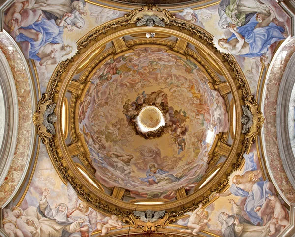 ROME - MARCH 21: Cupola from side chapel of Basilica di Santa Sabina on March 21, 2012 in Rome. — Stock Photo, Image