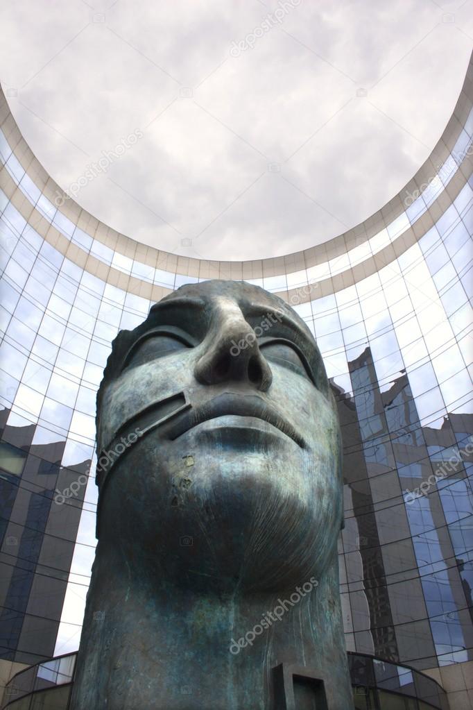 Paris - modern head sculpture from La Defensé