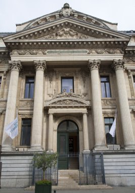 Brüksel - 21 Haziran: borsa binasının Doğu portal. Bina 1868 1873 neo-Rönesans tarzı için 21 Haziran 2012 Brüksel'dikildi.