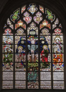 Brüksel - 22 Haziran: çarmıha germe pencere camı içinde Gotik kilise notre dame du sablon 22 Haziran 2012 Brüksel'den.