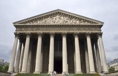 Paris - madeleine Kilisesi