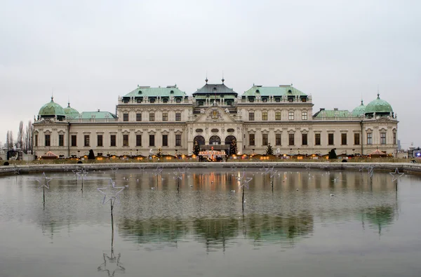Belvedere castle - Wien - julmarknad — Stockfoto
