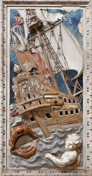 ПАЛЕРМО - 8 АПРЕЛЯ: Барочный рельеф сцены от пророка Ионы в церкви Кьеза ди Санта Катерина, построенной в 1566 - 1596 годах 8 апреля 2013 года в Палермо, Италия . — стоковое фото