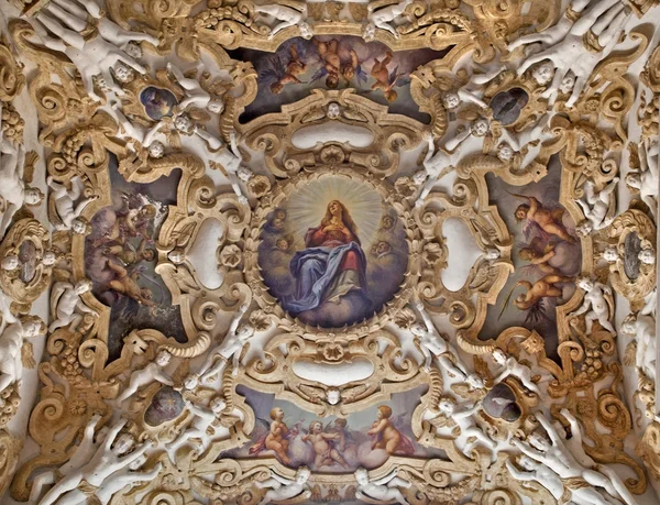 PALERMO - huhtikuu 8: Yksityiskohta katosta side nave kirkossa La chiesa del Gesu tai Casa Professa. Barokkikirkko valmistui vuonna 1636 8. huhtikuuta 2013 Palermossa, Italiassa . — kuvapankkivalokuva