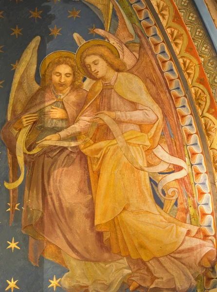 VIENNA - JULHO 27: Fresco de anjos do vestíbulo da igreja do mosteiro em Klosterneuburg a partir de 19. cent. em 27 de julho de 2013 Viena . — Fotografia de Stock