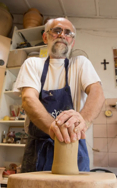 Potter at work — Stock Photo, Image