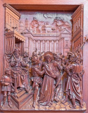 Antwerp, Belçika 5: İsa için pilate. st. pauls church (paulskerk) olarak 5 Eylül 2013 antwerp, Belçika oyulmuş.