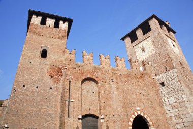 Verona - castel Vecchio burçları