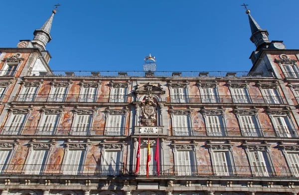 MADRID - MARCH 9: Facade of Casa de la Panderia from Plaza Mayor in morning light in March 9, 2013 in Spain. — Stock Photo, Image