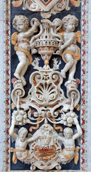 Palermo - 8 kwietnia: Szczegóły z mozaiki dekoracji w kościele la chiesa del Gesù lub casa professa. barokowy kościół został ukończony w roku 1636 8 kwietnia 2013 r. w palermo, Włochy. — Zdjęcie stockowe