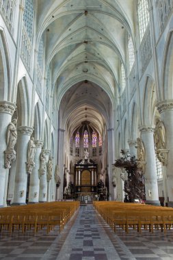 Mechelen, Belçika - 6 Eylül: NEF st. Öztuna'nın Katedrali tarihinde 6 Eylül 2013 yılında mechelen, Belçika.