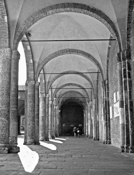 Milan - atrium of San Ambrogio - Ambrosius church — Stock Photo, Image