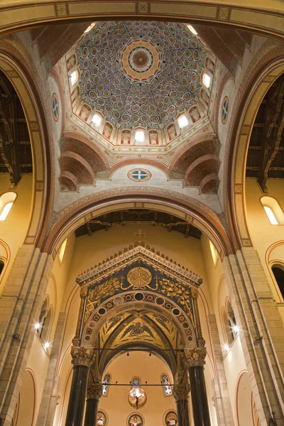 Mailand - heiligtum des heiligen augustin - san agostino - kirche — Stockfoto