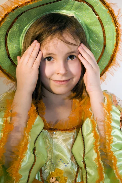 Bambina in abiti di carnevale — Foto Stock