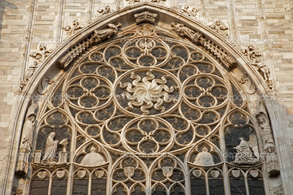 https://st.depositphotos.com/1549918/3974/i/950/depositphotos_39742339-stock-photo-milan-gothic-rosette-from-duomo.jpg