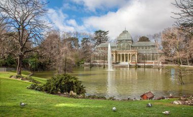 Madrid - palacio de cristal veya crystal palace buen retiro Parkı