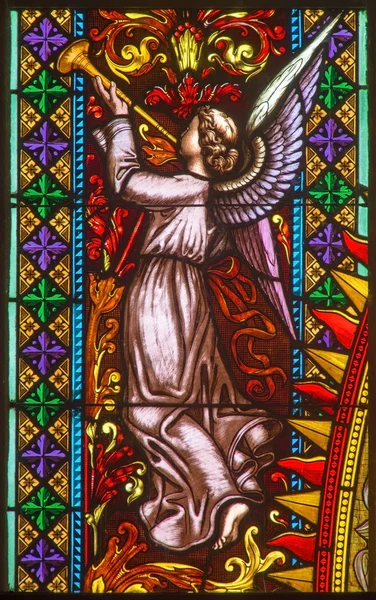 BRATISLAVA, SLOVAKIA - FEBRUARY 11, 2014: Angel from windowpane on west portal of st. Matins cathedral from 19. cent. from manufactures of Karol Geyling and Eduard Kratzmann, — Stock Photo, Image