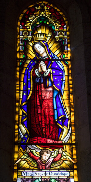 Барселона - Озил. Мария Матерь Божья из церкви Sagrad cor de Jesus Guadalupe
