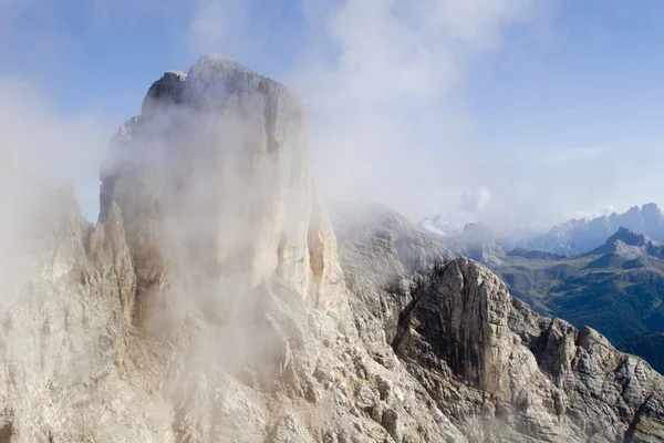 หอคอยใน civetta massif — ภาพถ่ายสต็อก