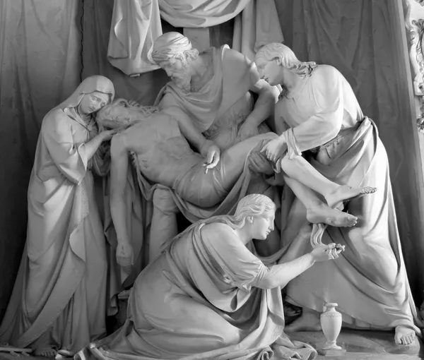 Roma - Deposizione dalla Croce da hl. Trinità sulla chiesa del Monte — Foto Stock