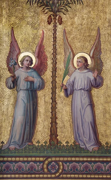 VIENNA, AUSTRIA - FEBRUARY 17, 2014: Fresco of angels by Josef Kastner 1906 - 1911 i Carmelites church in Dobling . – stockfoto