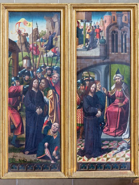 VIENNA, AUSTRIA - FEBRUARY 17, 2014: Pengkhianatan panel Yesus sebagai detail dari altar sayap berukir gothik di Gereja Ordo Teutonik atau Deutschordenkirche dari tahun 1520 terutama dari Mechelen . — Stok Foto