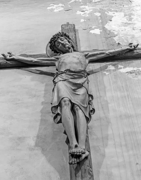 MECHELEN, BÉLGICA - 4 de septiembre de 2013: Crucifixión en Onze-Lieve-Vrouw-va n-Hanswijkbasiliek iglesia . —  Fotos de Stock