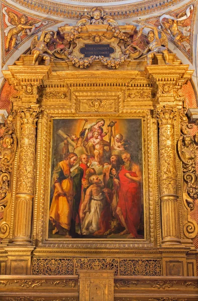 Bologna, Italien - 15 mars 2014: altaret i "Oratoriet de batutti" med färgen av madonna med helgon av g. f. bezzi 1564 (Smeknamn nosadella) i komplex av barock kyrkan santa maria dellavita. — Stockfoto
