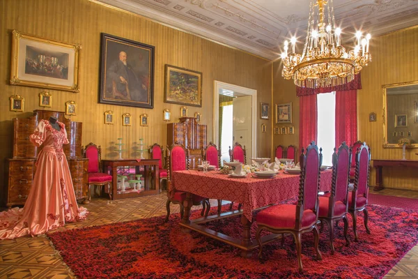 SAINT ANTON, SLOVAKIA - FEBRUARY 26, 2014: dining room in palace Saint Anton. — Stock Photo, Image