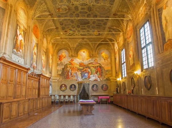 BOLOGNA, ITALIA - 17 DE MARZO DE 2014: Sacristía de la iglesia barroca San Michele en Bosco . — Foto de Stock