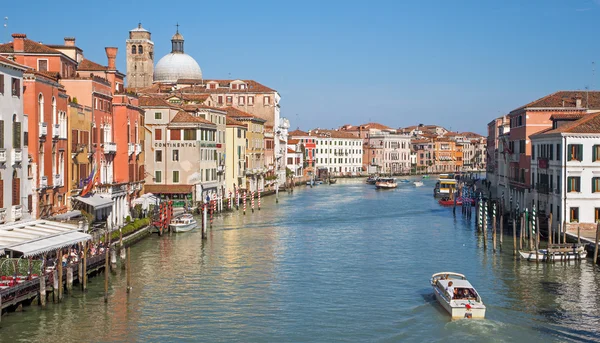 Venecia Canal grande desde el puente Ponte degli Scalzi —  Fotos de Stock