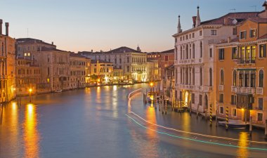 Venedik - canal grande, gece gün batımından ponte accademia