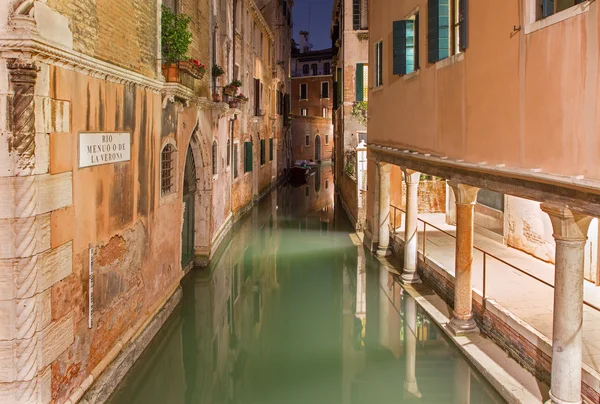 Venecia - Mira a Rio della Verona al atardecer —  Fotos de Stock