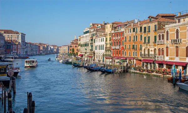 VENISE, ITALIE - 12 MARS 2014 : Canal Grande. — Photo