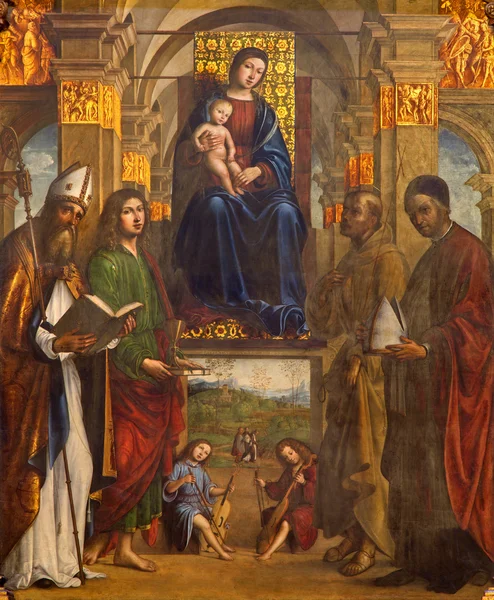 BOLOGNA, ITALIA - 16 DE MARZO DE 2014: Madonna y los santos por Laurentius Costa (1497) desde el altar lateral en la iglesia San Giovanni en Monte . — Foto de Stock