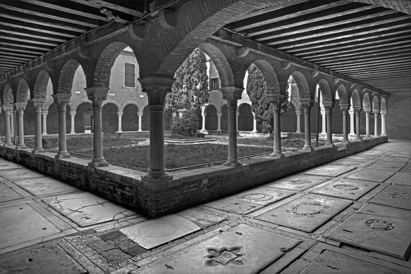 Benátky - atrium kostel san francesco della vigna — Stock fotografie