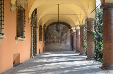 Bologna - colegio de espana atrium