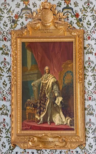 SAINT ANTON, SLOVAKIA - FEVEREIRO 26, 2014: Luís XV, rei da França. Pintura em Golden saloon no palácio Saint Anton por Jacob van Loo (1614 - 1670 ) — Fotografia de Stock