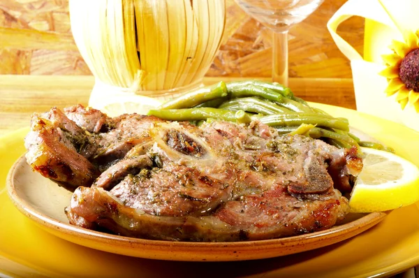 domuz rostosu yeşil biber ile