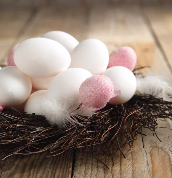 Easter eggs in a nest — Stock Photo, Image