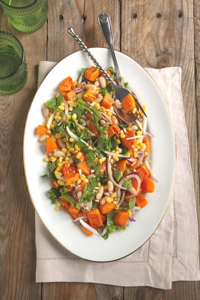 Mexican cuisine: Three Sisters Salad — Stock Photo, Image