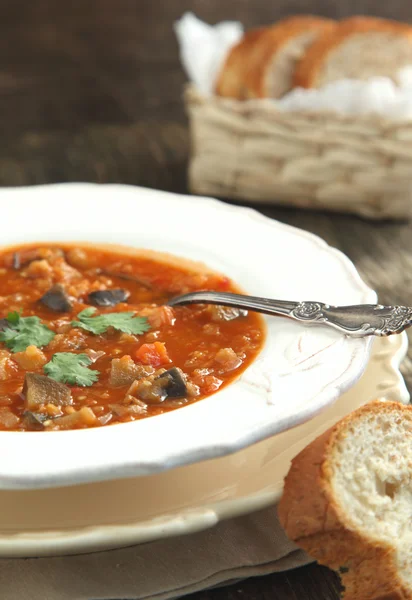 Sopa de berinjela com lentilhas — Fotografia de Stock