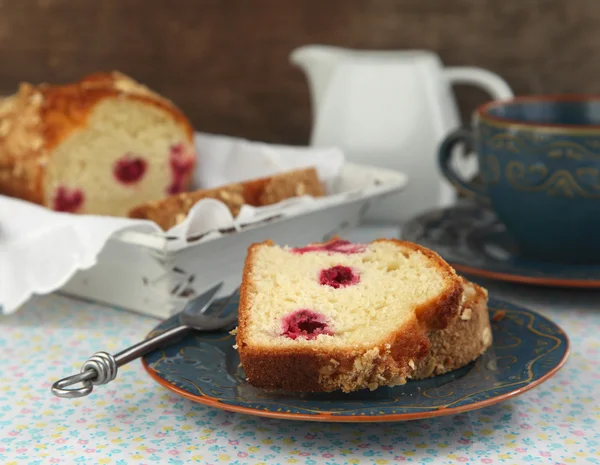 Pastel de pan de frambuesa —  Fotos de Stock