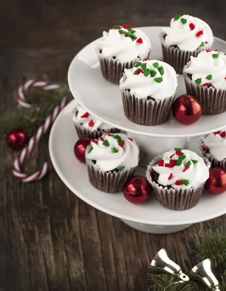 Christmas chocolate cupcakes with cream cheese frosting — Stock Photo, Image