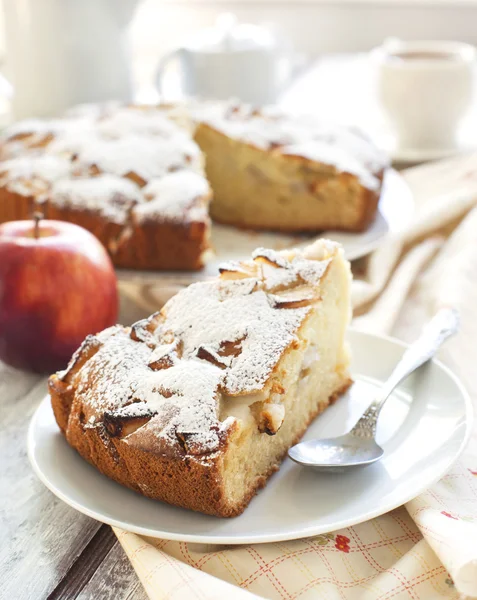 Bolo de maçã — Fotografia de Stock