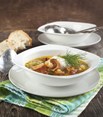 yabani mantar ve patates çorbası kurutulmuş.