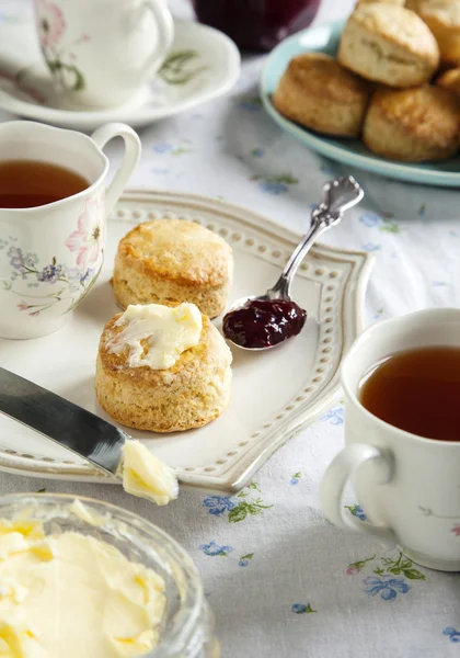 Hora do chá com scones — Fotografia de Stock