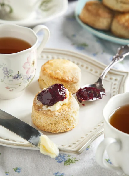 Hora do chá com scones — Fotografia de Stock