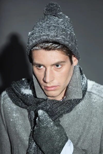 Homem moda inverno . — Fotografia de Stock