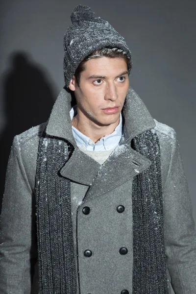 Muž zimní móda. — Stock fotografie
